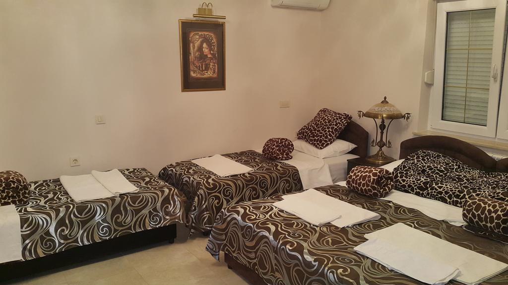 Akva Gold Aparthotel Arandjelovac Rom bilde