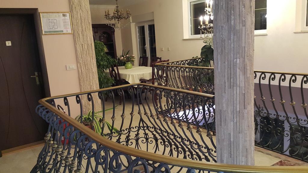 Akva Gold Aparthotel Arandjelovac Rom bilde
