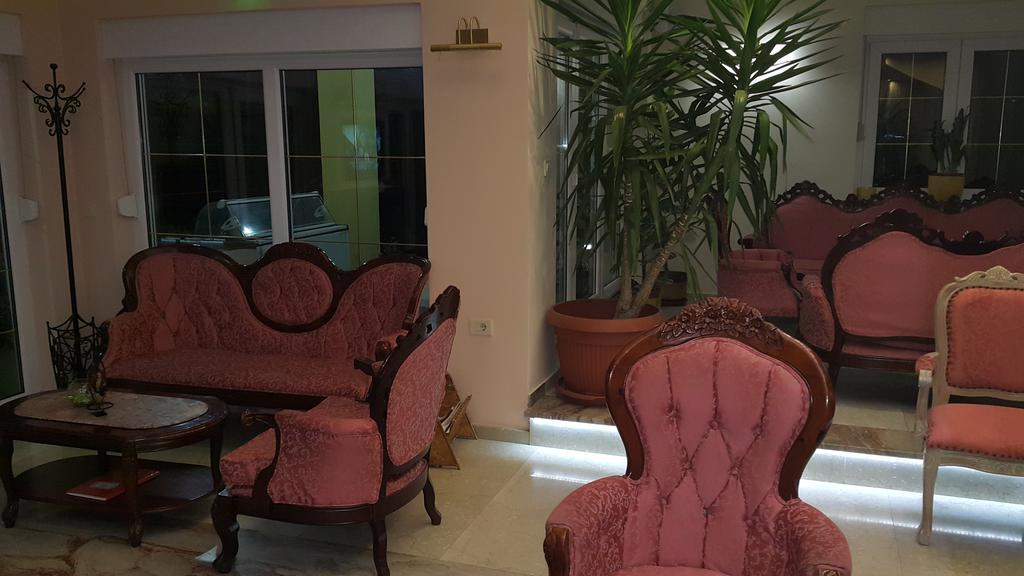 Akva Gold Aparthotel Arandjelovac Rom bilde