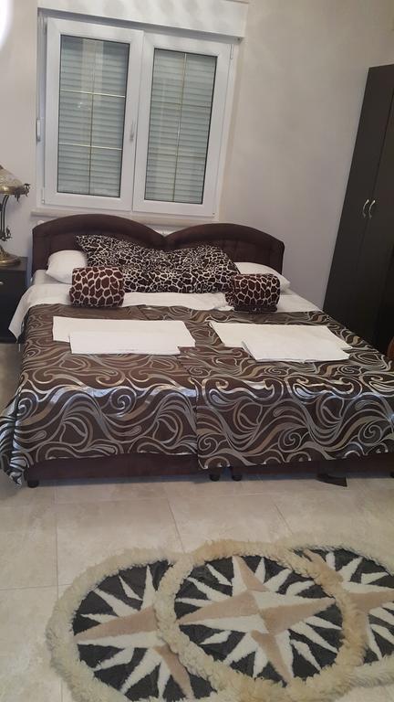 Akva Gold Aparthotel Arandjelovac Rom bilde